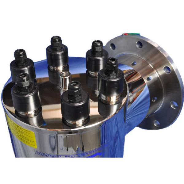 TMA AM6 - 151m3/h - Bakteriobójcza lampa UV do wody