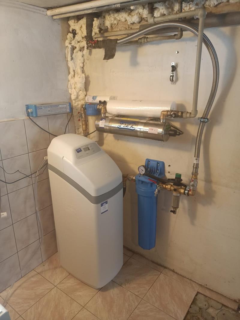 Zmiękczacz wody ECOWATER Comfort 500 dla domu jednorodzinnnego - montaż w Trzebuni
